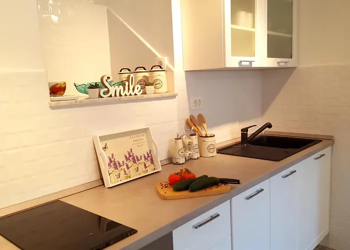 דירה Mary's Garden *