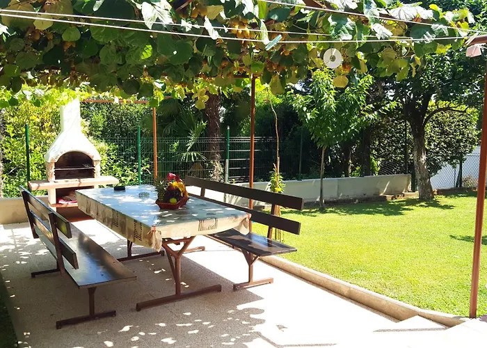 Mary's Garden דירה