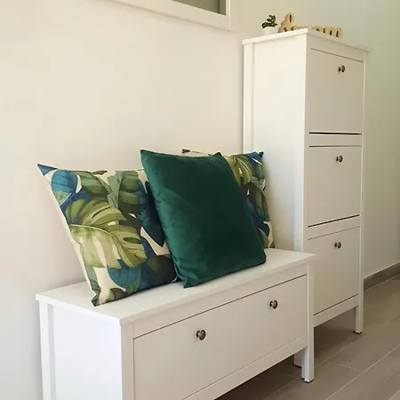 Mary's Garden Διαμέρισμα *