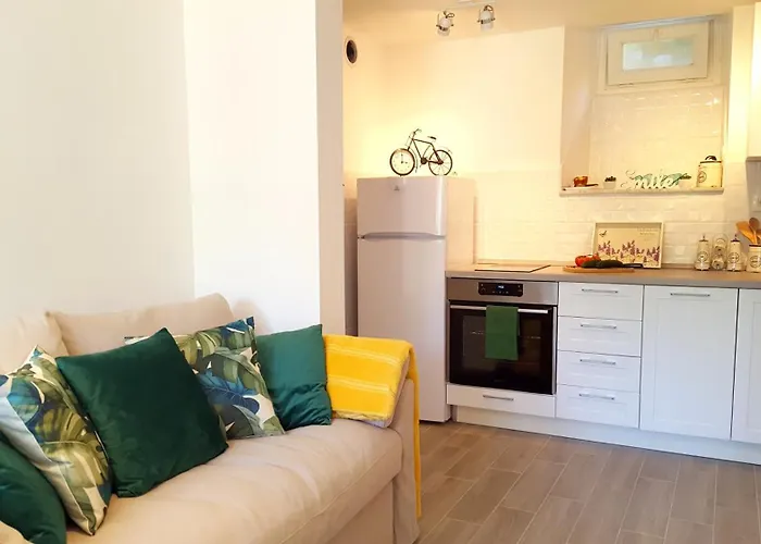 Mary's Garden Апартаменты